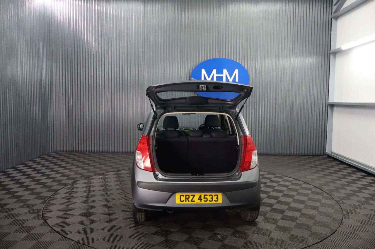 2011 HYUNDAI I10 1.2 Classic Hatchback 5dr Petrol Manual Euro 4 (77 bhp) LONG MOT / ONLY £35 - vehicle photo 24 for sale on PureCar