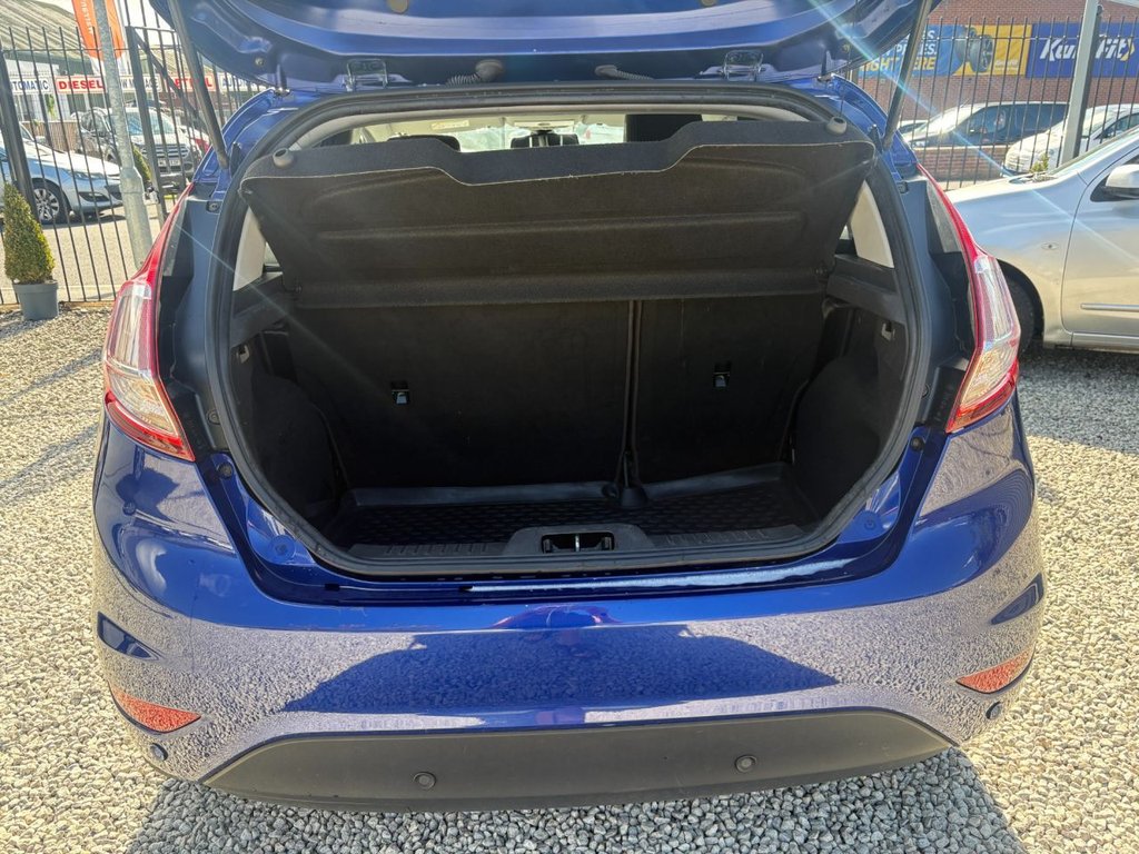 2016 Ford Fiesta — image 9
