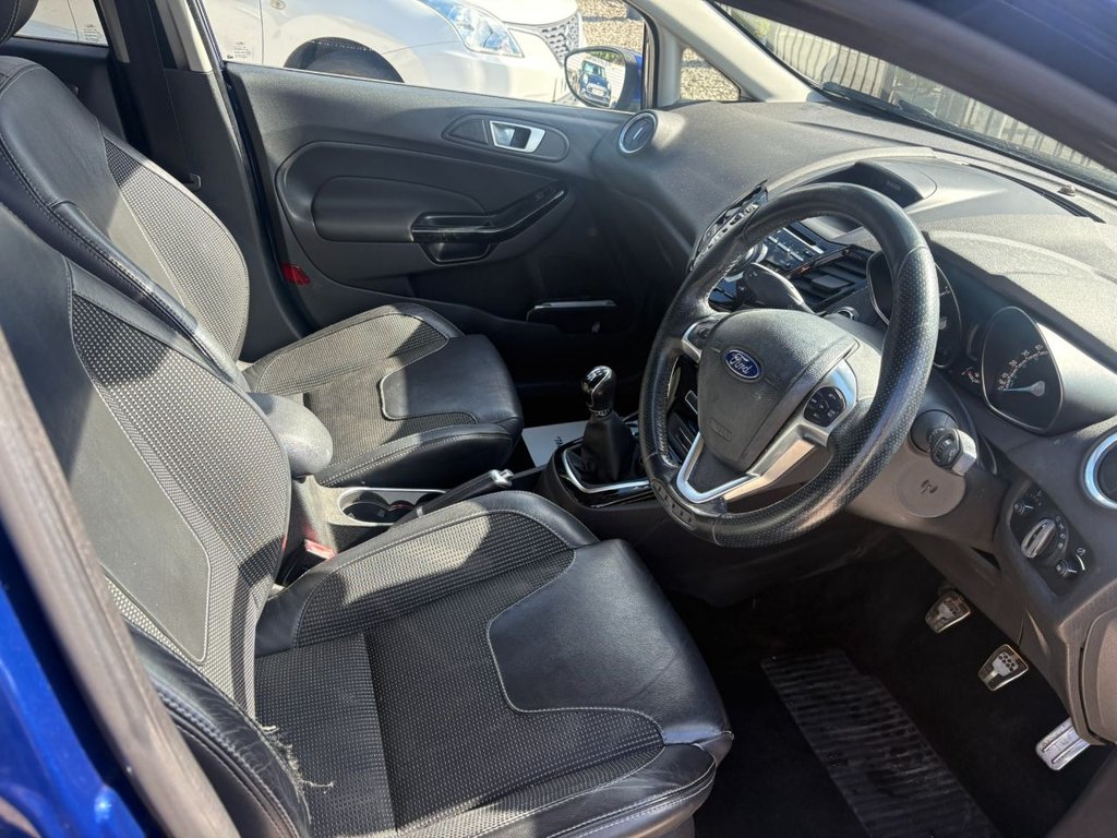 2016 Ford Fiesta — image 10