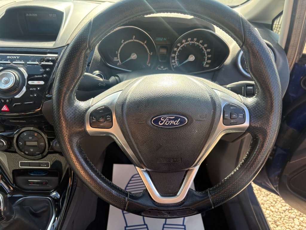 2016 Ford Fiesta — image 12