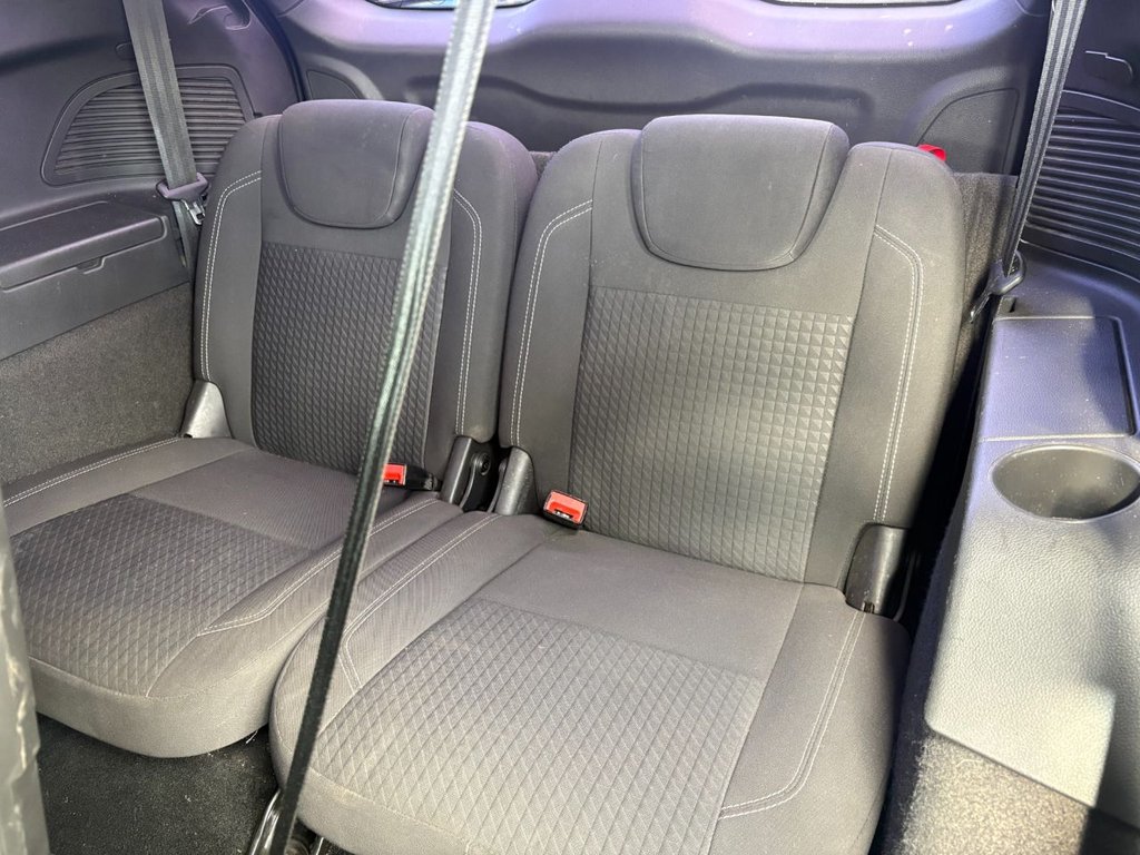 2016 Ford Grand C-MAX — image 18