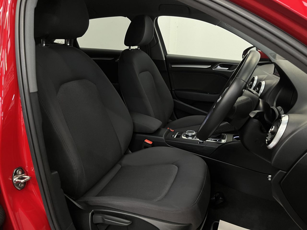 2020 AUDI A3 1.4TFSI Sport 5dr Petrol S Tronic - vehicle photo 15 for sale on PureCar