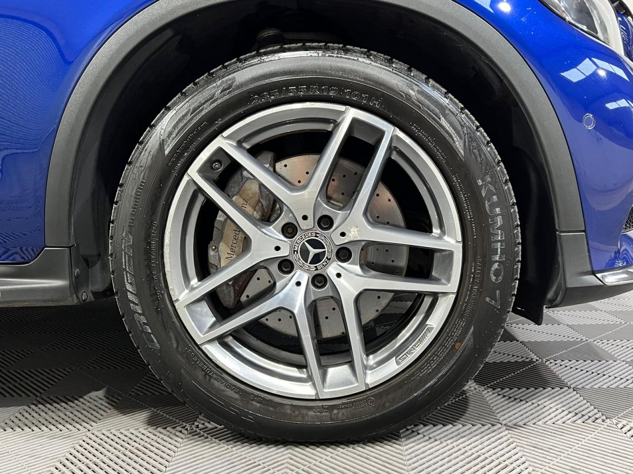 2019 MERCEDES GLC 2.1 GLC220d AMG Line (Premium) Coupe 5dr Diesel G-Tronic+ 4MATIC Euro 6 (s/ - vehicle photo 14 for sale on PureCar