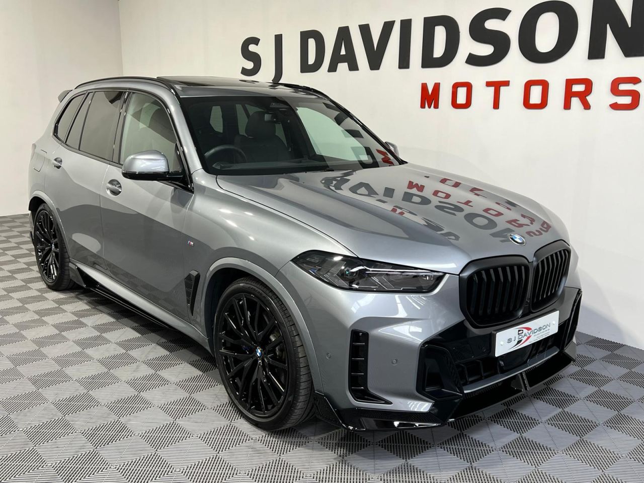 2026 BMW X5 M Sport - vehicle photo 2 for sale on PureCar