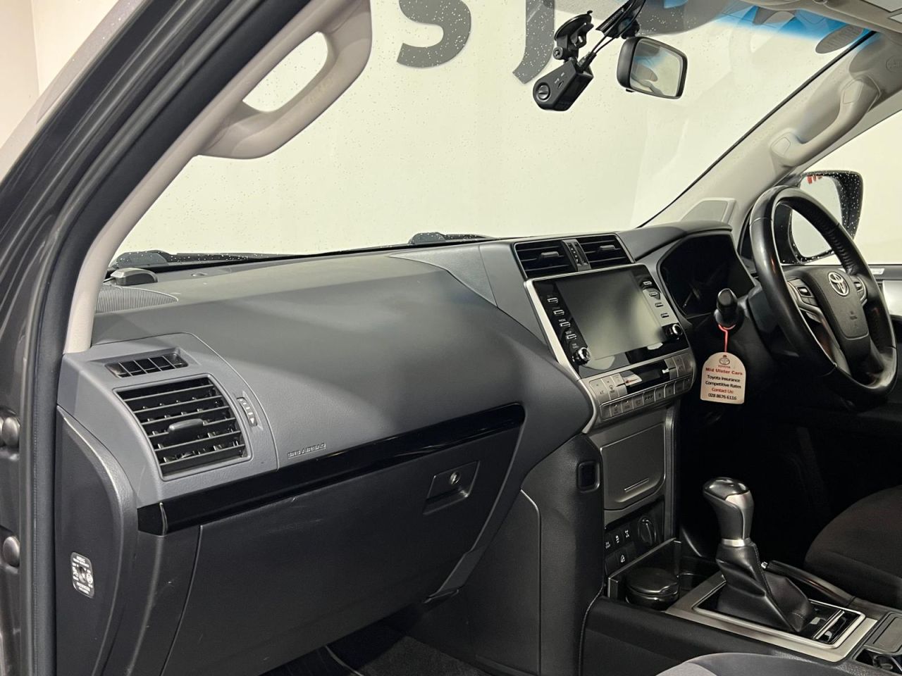 2022 TOYOTA LAND CRUISER 2.8D Active (Navi) Panel Van 3dr Diesel Auto 4WD SWB Euro 6 (s/s) (204 ps) - vehicle photo 10 for sale on PureCar