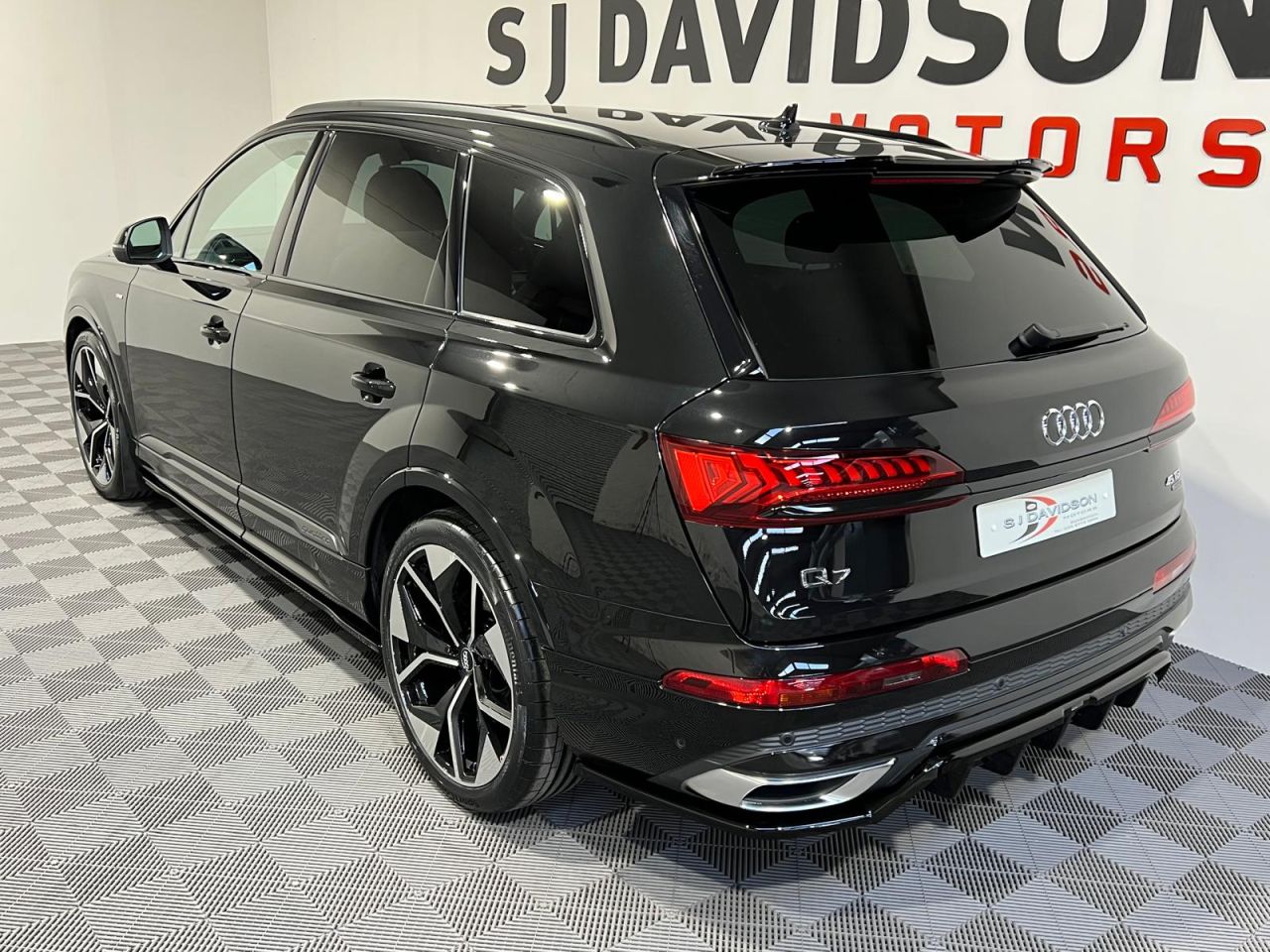 2024 AUDI Q7 Black Edition - vehicle photo 2 for sale on PureCar