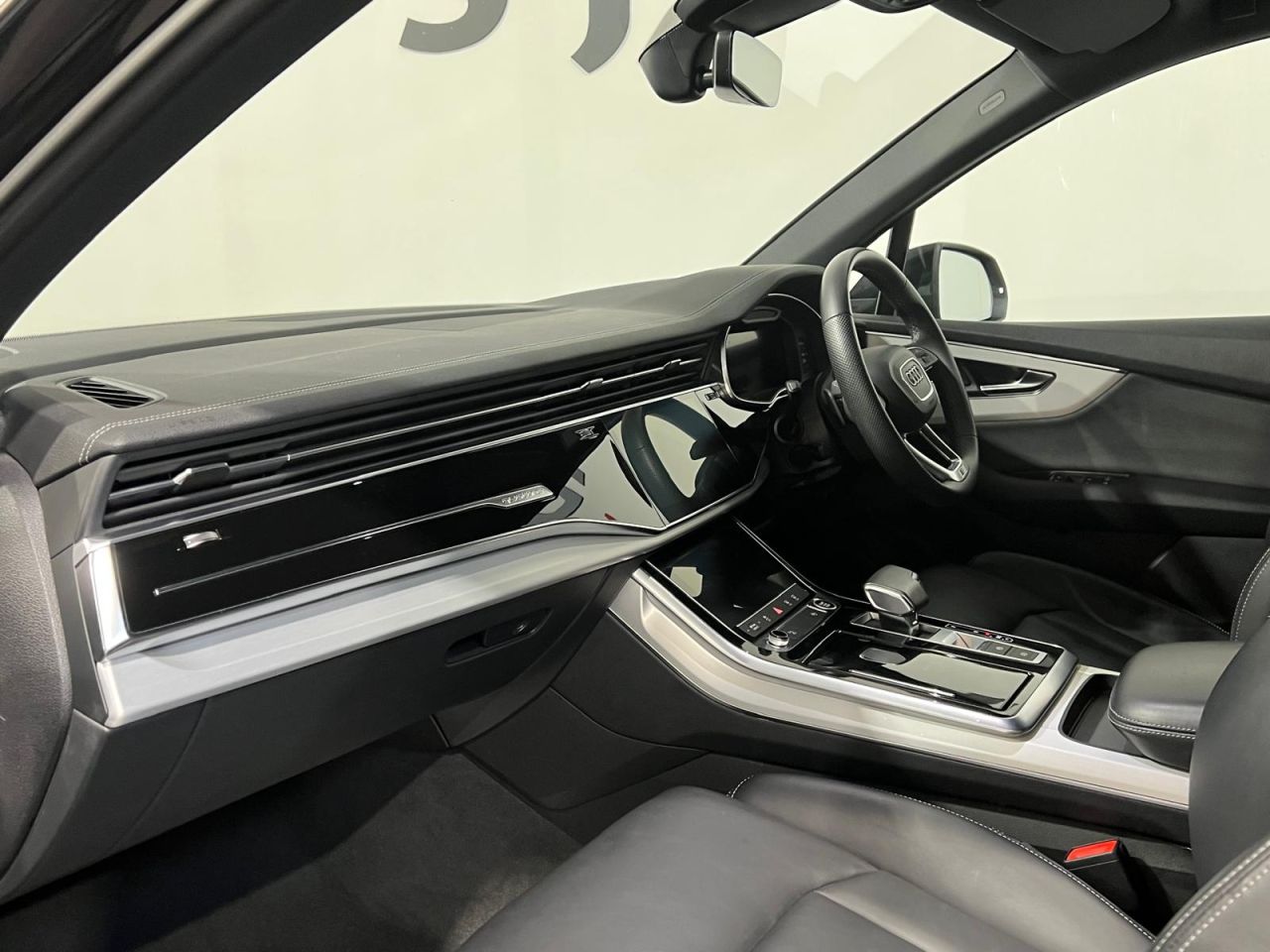 2024 AUDI Q7 Black Edition - vehicle photo 3 for sale on PureCar