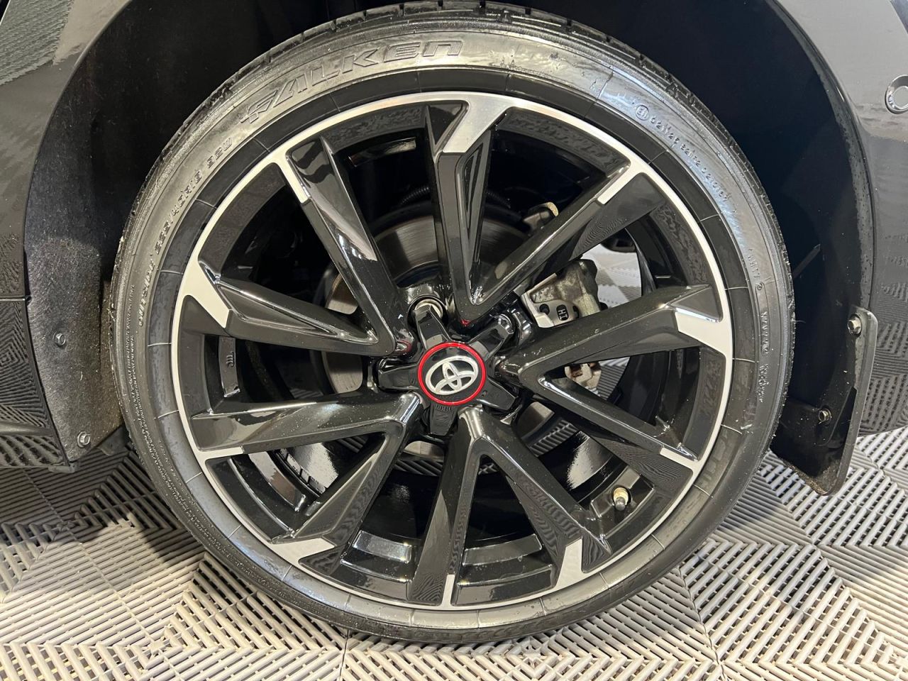 2023 TOYOTA COROLLA 1.8 VVT-h GR SPORT Hatchback 5dr Petrol Hybrid CVT Euro 6 (s/s) (140 ps) - vehicle photo 16 for sale on PureCar