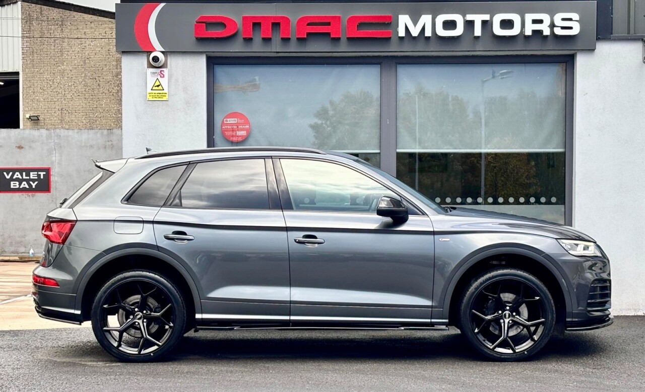 2020 AUDI Q5 Black Edition - vehicle photo 6 for sale on PureCar