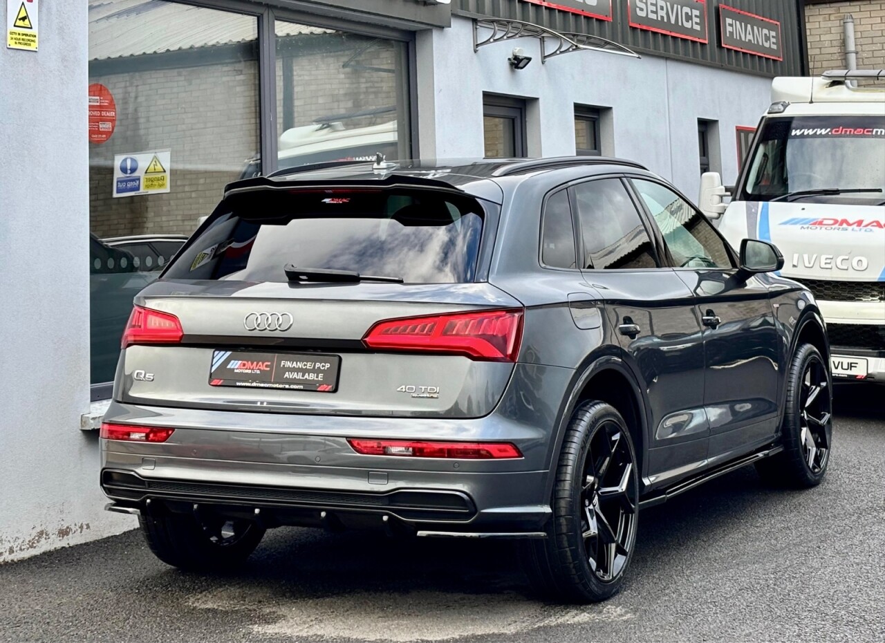 2020 AUDI Q5 Black Edition - vehicle photo 8 for sale on PureCar