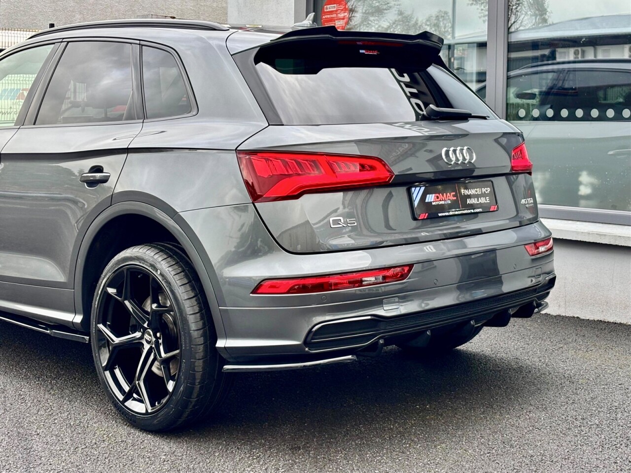 2020 AUDI Q5 Black Edition - vehicle photo 9 for sale on PureCar