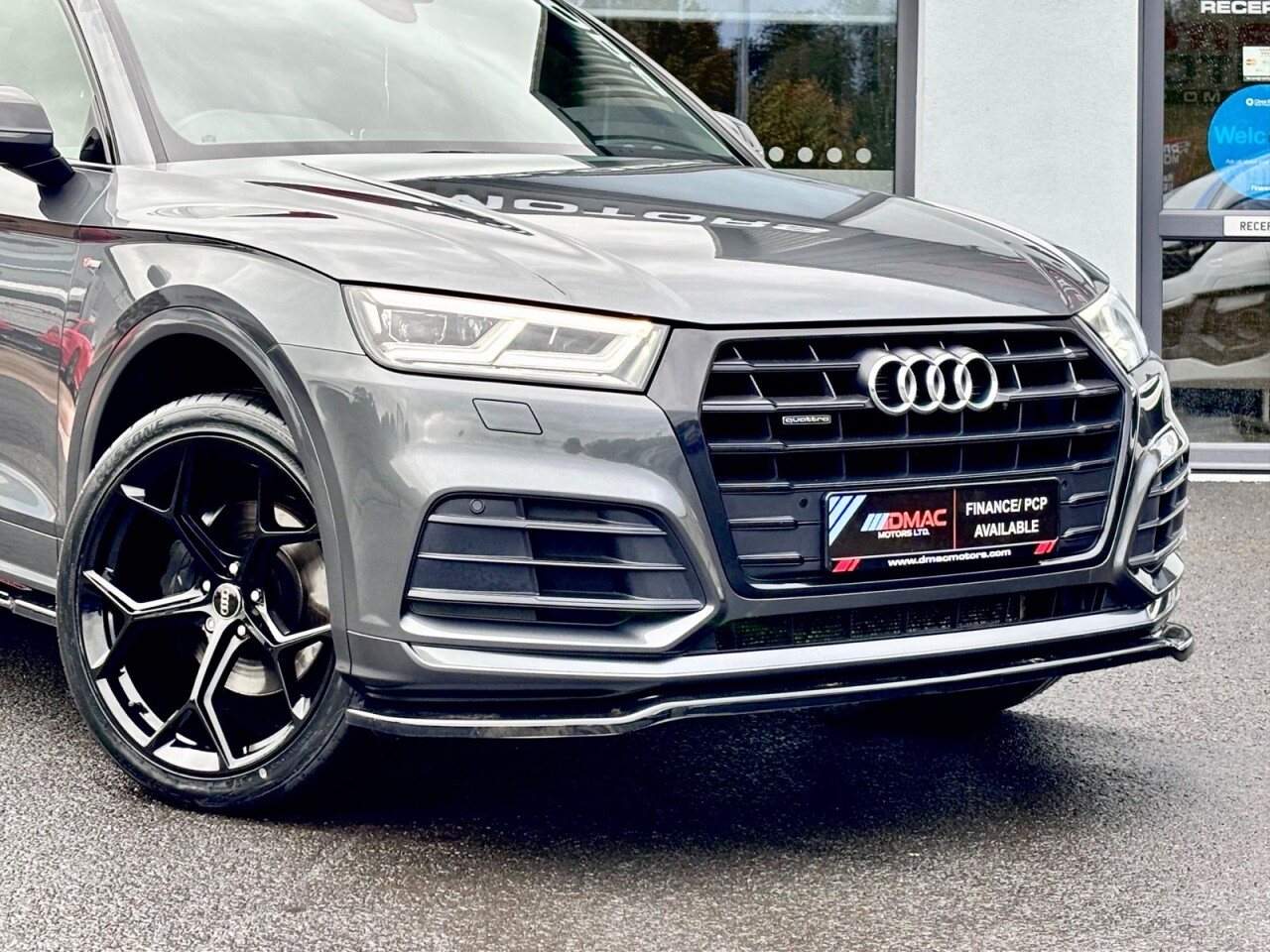 2020 AUDI Q5 Black Edition - vehicle photo 12 for sale on PureCar