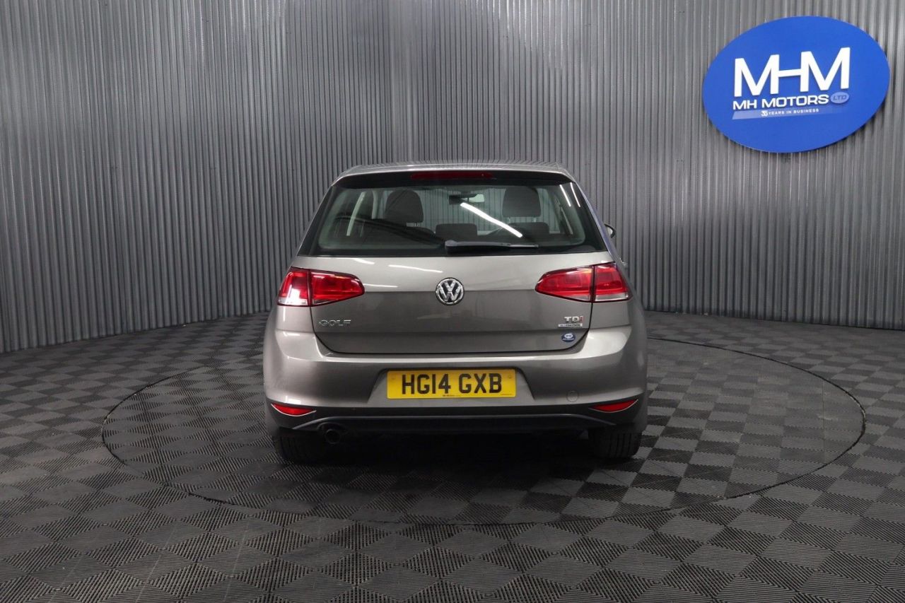 2014 VOLKSWAGEN GOLF 1.6 TDI BlueMotion Tech SE Hatchback 5dr Diesel Manual Euro 5 (s/s) (105 ps - vehicle photo 6 for sale on PureCar