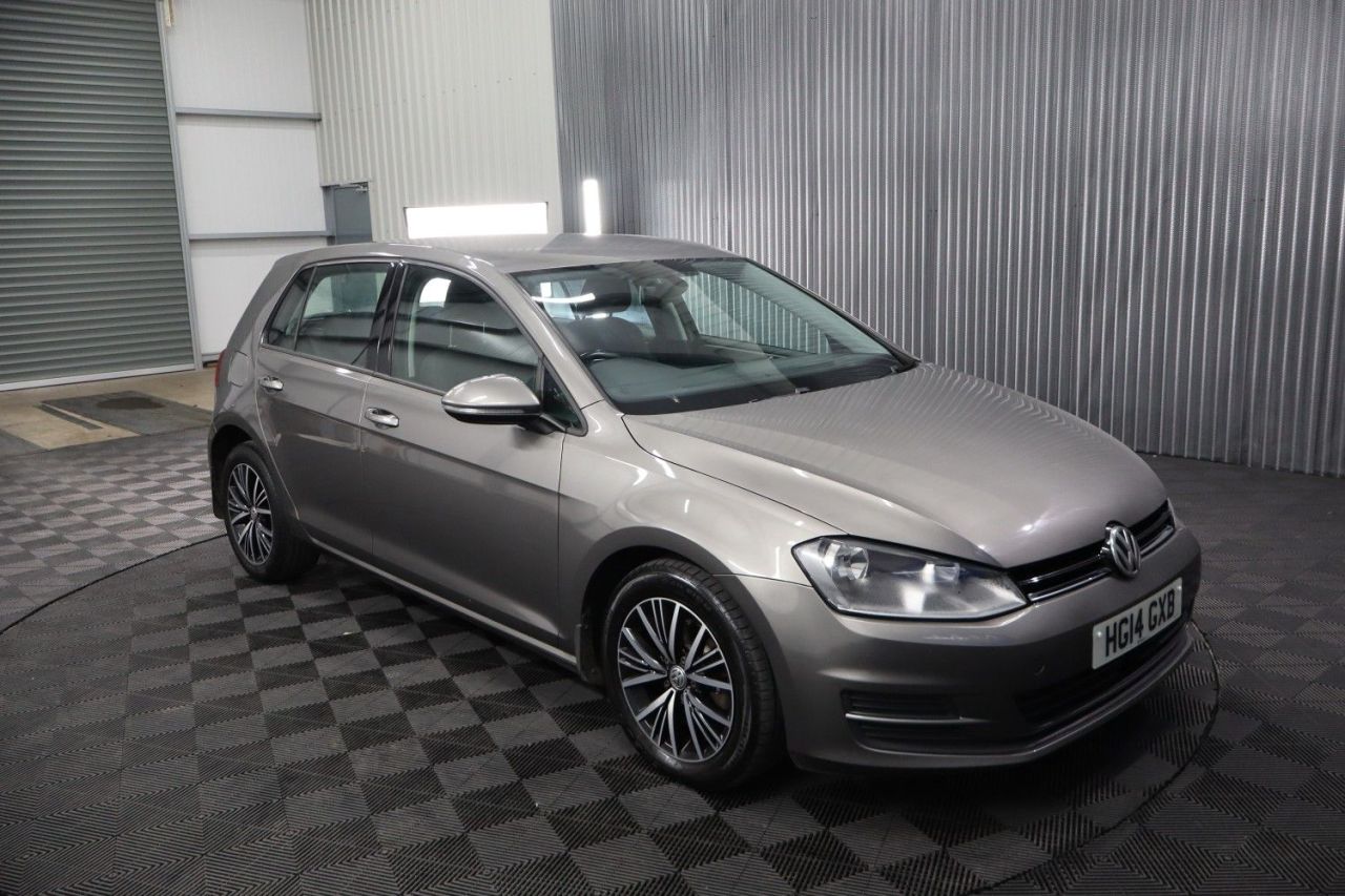 2014 VOLKSWAGEN GOLF 1.6 TDI BlueMotion Tech SE Hatchback 5dr Diesel Manual Euro 5 (s/s) (105 ps - vehicle photo 16 for sale on PureCar