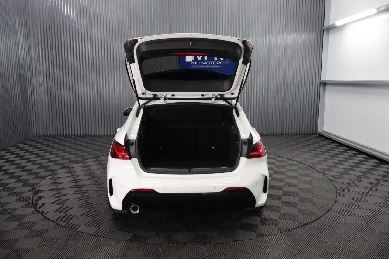 2021 BMW 1 SERIES 1.5 116d M Sport Hatchback 5dr Diesel DCT Euro 6 (s/s) (116 ps) FULL LEATHE - vehicle photo 26 for sale on PureCar