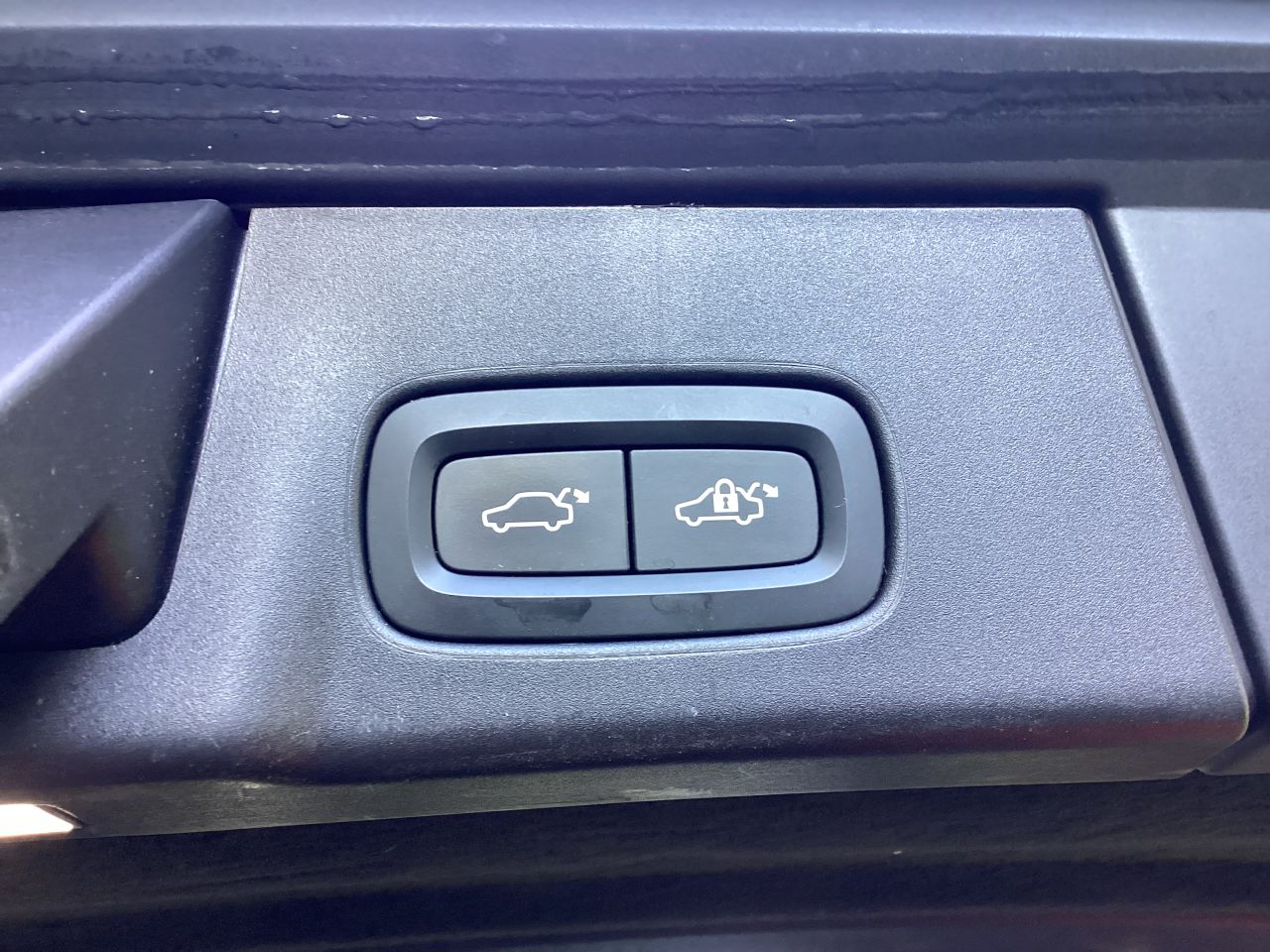 2019 VOLVO V90 2.0 T4 Momentum Plus Estate 5dr Petrol Auto Euro 6 (s/s) (190 ps) - vehicle photo 17 for sale on PureCar