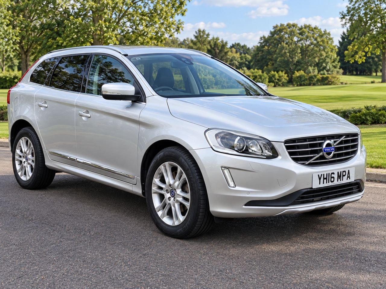 2016 Volvo XC60