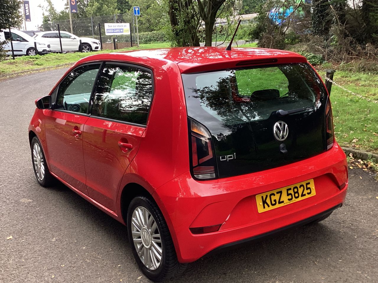 2018 VOLKSWAGEN UP! 1.0 Move up! Hatchback 5dr Petrol Manual Euro 6 (s/s) (60 ps) - vehicle photo 5 for sale on PureCar