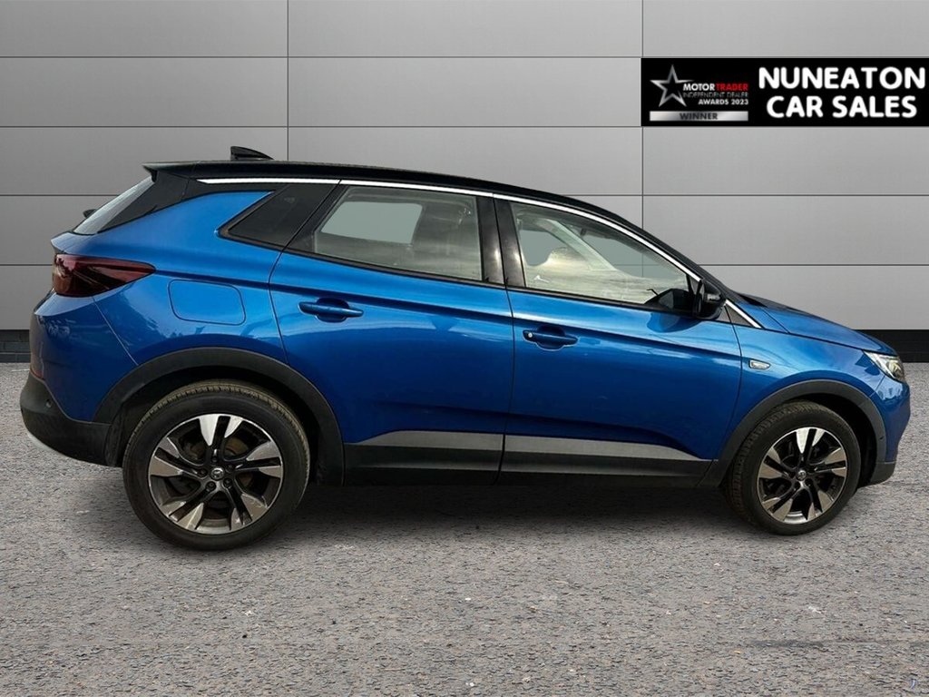 2019 Vauxhall Grandland X — image 2