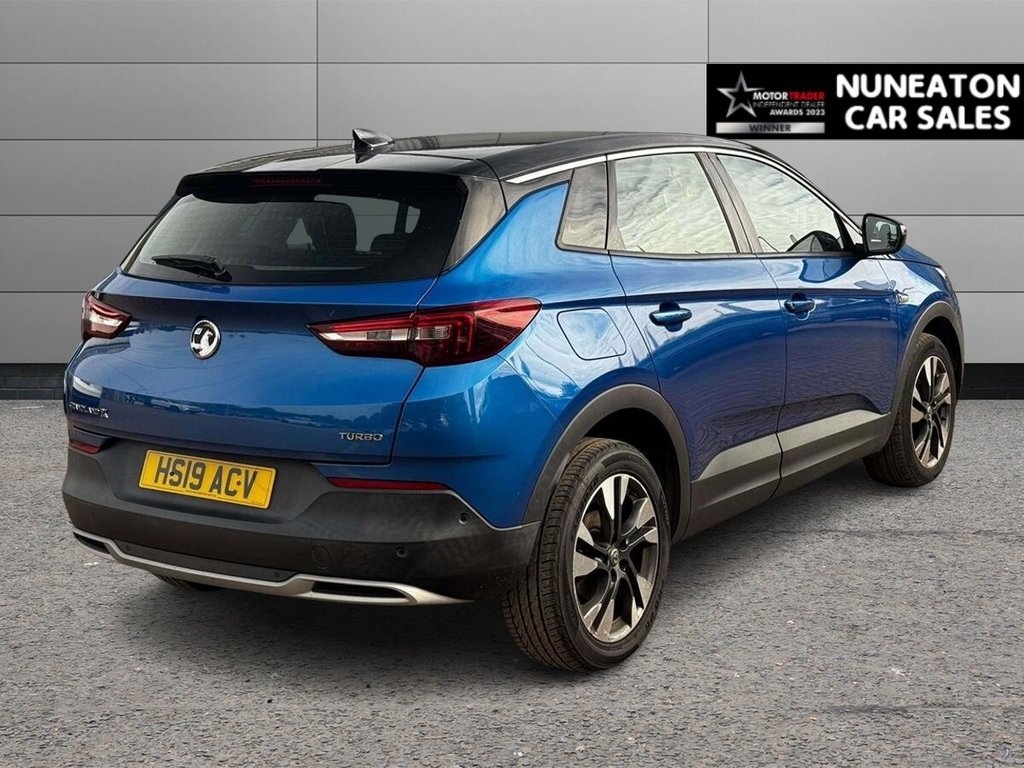 2019 Vauxhall Grandland X — image 3