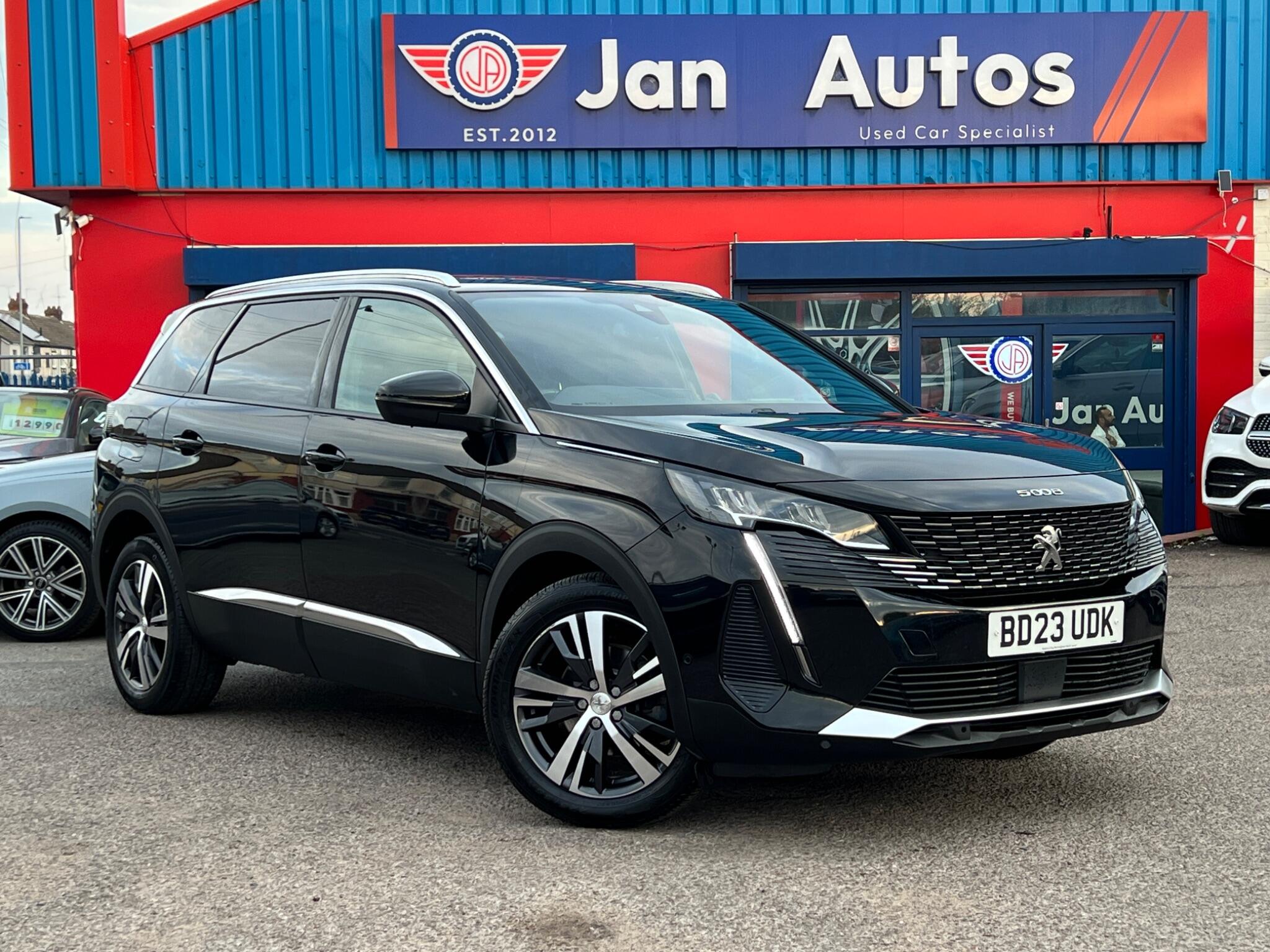 2023 Peugeot 5008