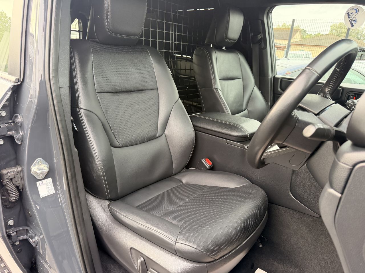 2025 TOYOTA LAND CRUISER 2.8D Panel Van 5dr Diesel Auto 4WD LWB Euro 6 (s/s) (204 ps) - vehicle photo 9 for sale on PureCar