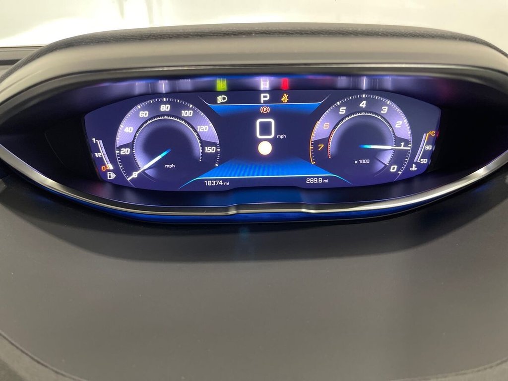 2023 Peugeot 3008 — image 18