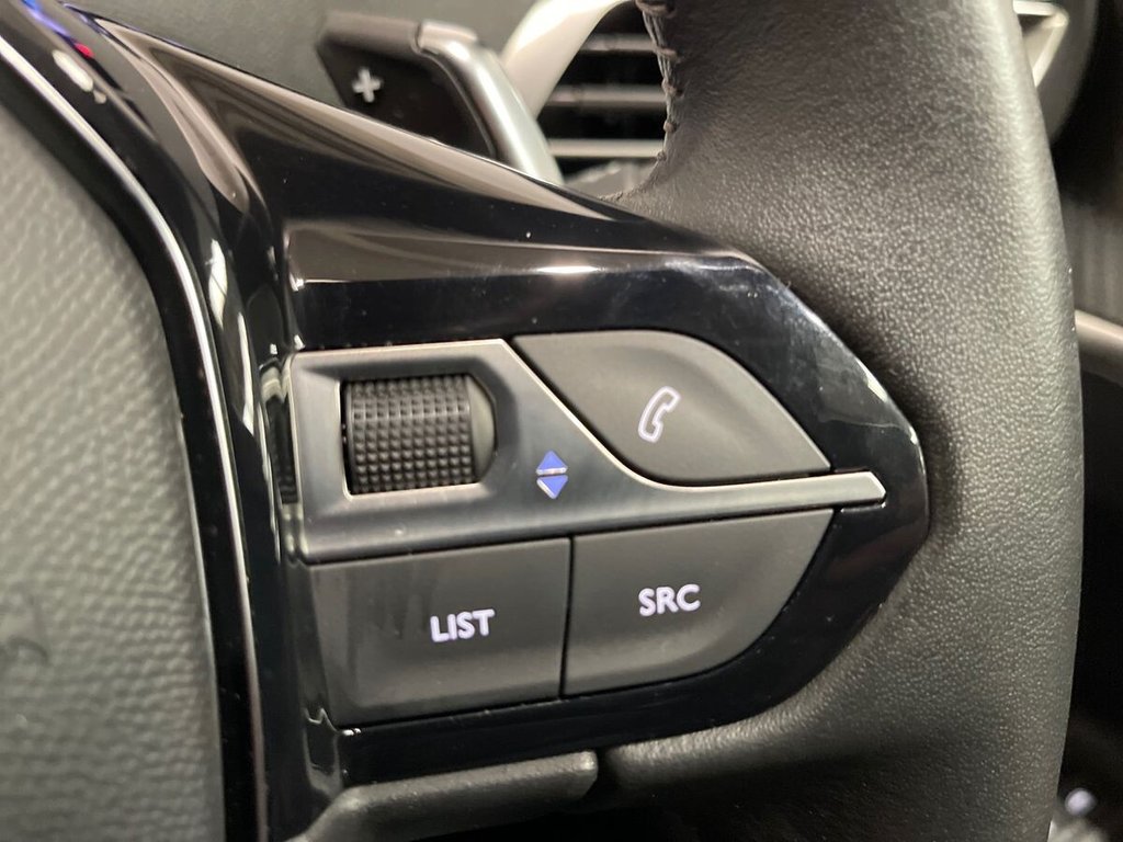 2023 Peugeot 3008 — image 20
