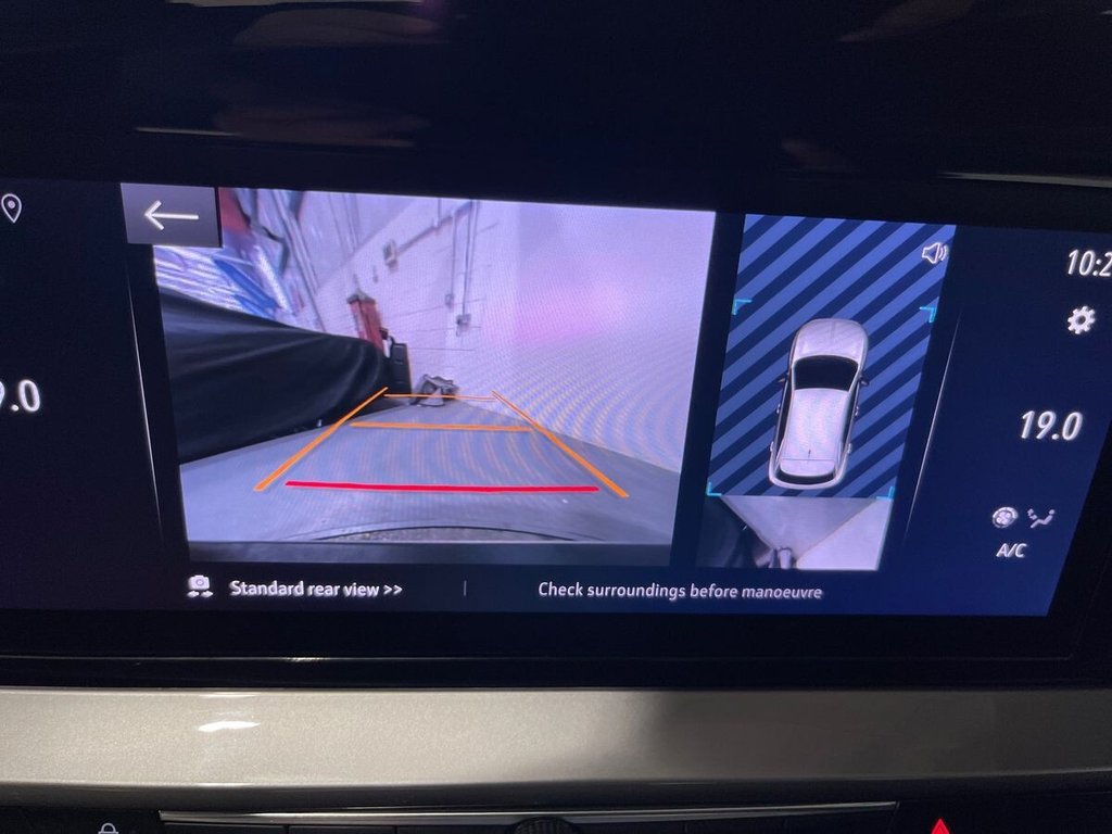 2022 Vauxhall Mokka — image 18