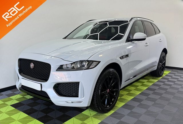 2019 Jaguar F-Pace