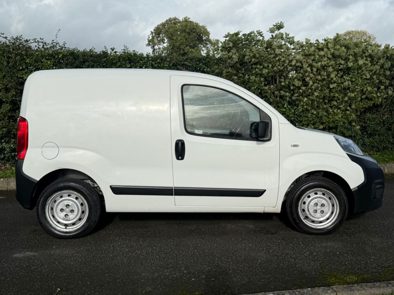 2019 FIAT FIORINO 1.3 MultiJetII SX Car Derived Van 5dr Diesel Manual Euro 6 (s/s) (SLD) (80 - vehicle photo 2 for sale on PureCar