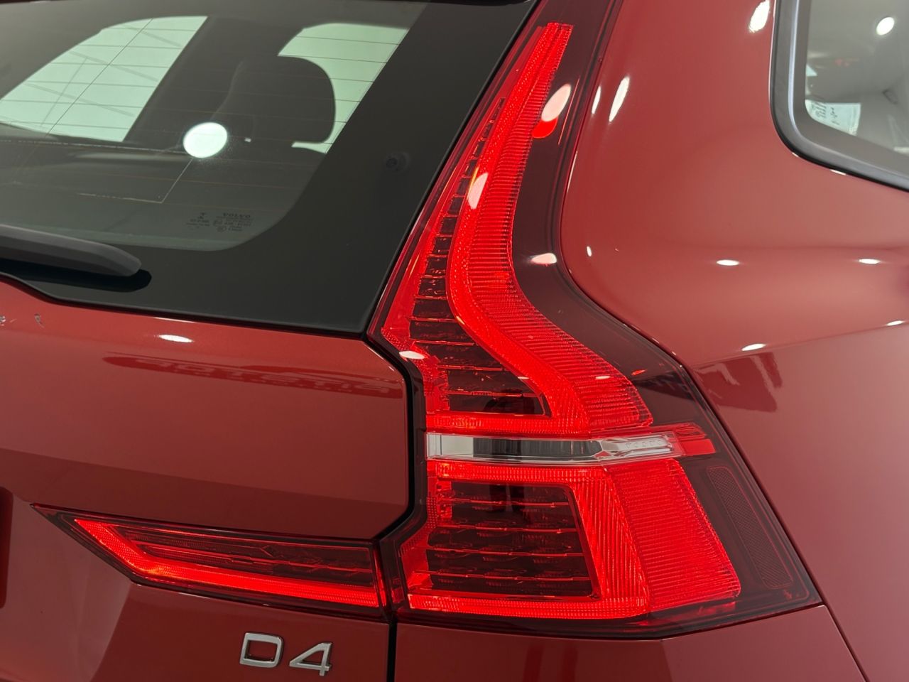 2019 VOLVO XC60 2.0 D4 Momentum SUV 5dr Diesel Auto Euro 6 (s/s) (190 ps) - vehicle photo 14 for sale on PureCar
