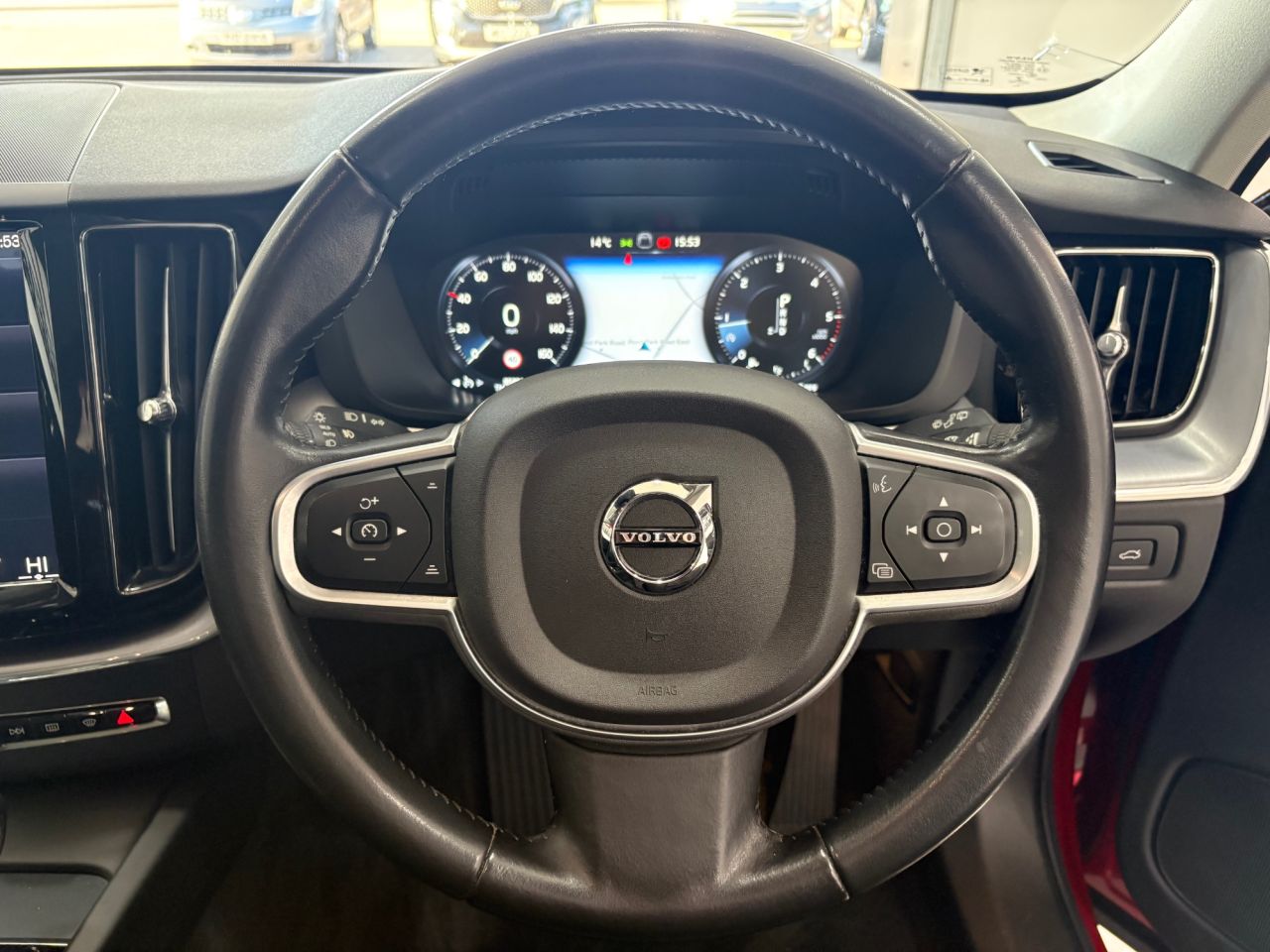 2019 VOLVO XC60 2.0 D4 Momentum SUV 5dr Diesel Auto Euro 6 (s/s) (190 ps) - vehicle photo 27 for sale on PureCar