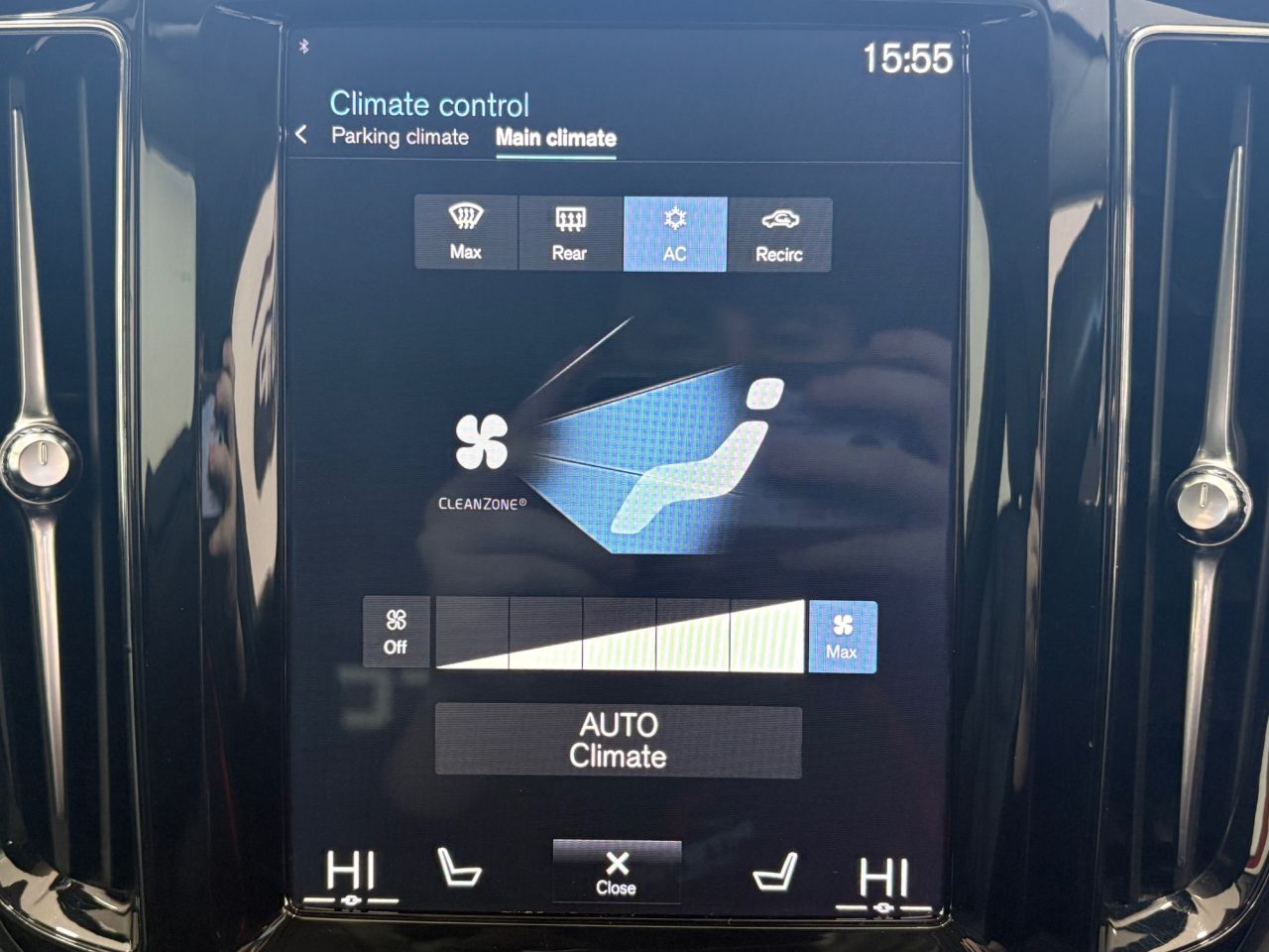 2019 VOLVO XC60 2.0 D4 Momentum SUV 5dr Diesel Auto Euro 6 (s/s) (190 ps) - vehicle photo 39 for sale on PureCar