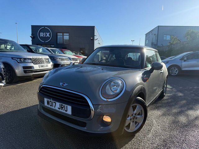 2017 MINI Hatch