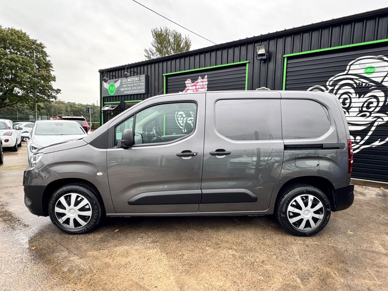 2022 TOYOTA PROACE CITY 1.5 BlueHDi Active Short Panel Van 5dr Diesel Manual SWB Euro 6 (s/s) (100 - vehicle photo 2 for sale on PureCar
