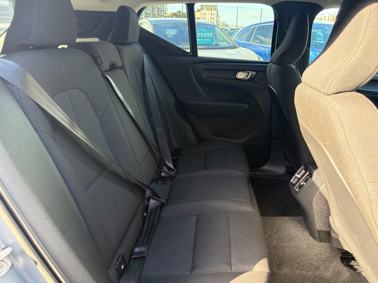 2022 VOLVO XC40 1.5 T2 Start SUV 5dr Petrol Manual Euro 6 (s/s) (129 ps) ONLY 84471 GENUINE - vehicle photo 19 for sale on PureCar
