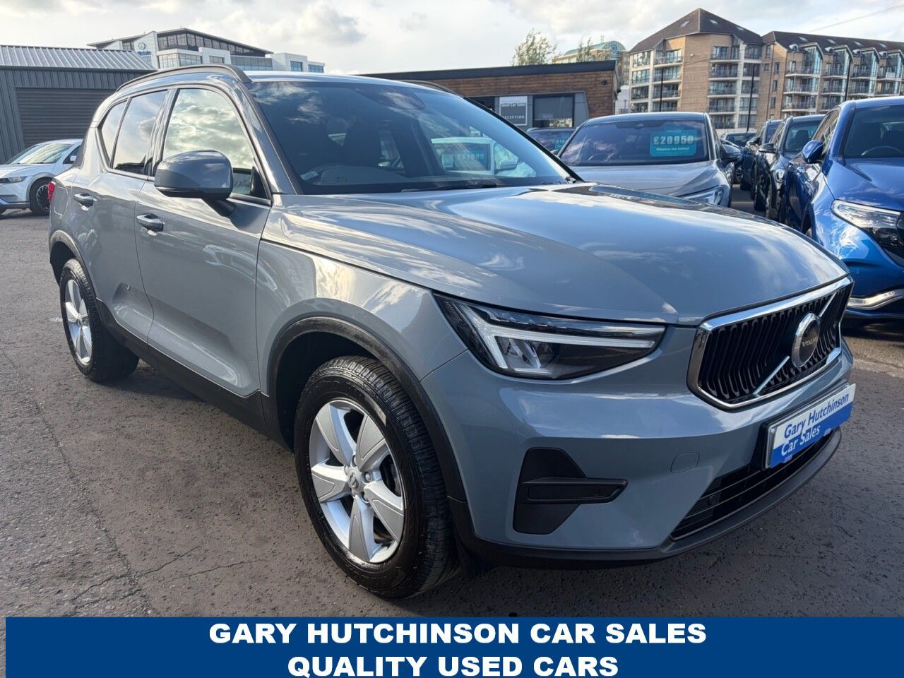 VOLVO XC40 2022