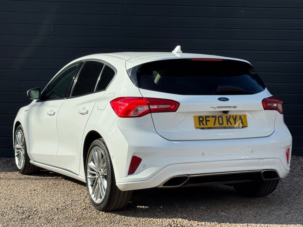 2021 Ford Focus — image 3