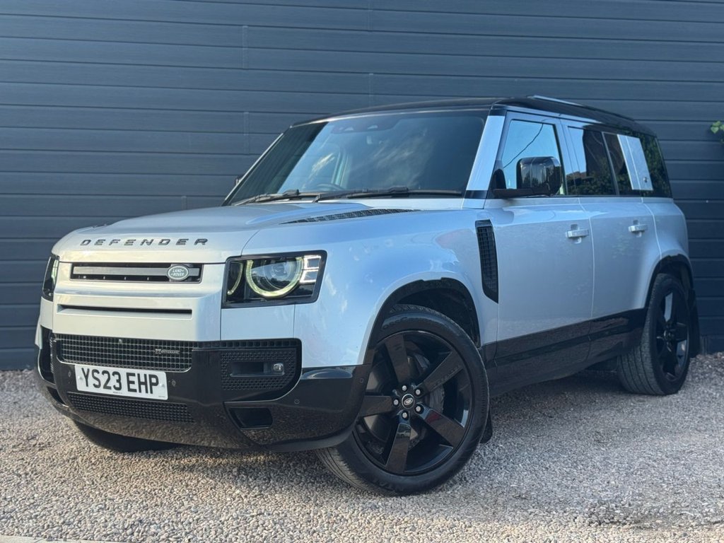 2023 Land Rover Defender 110 — image 3
