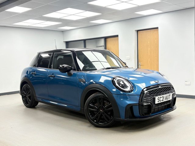 2021 MINI Hatch