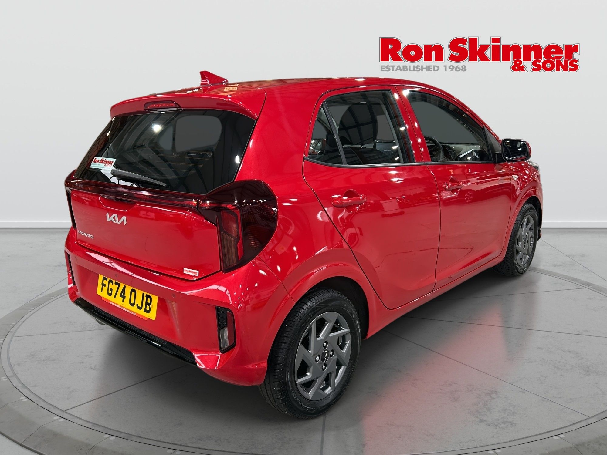 2025 Kia Picanto — image 3