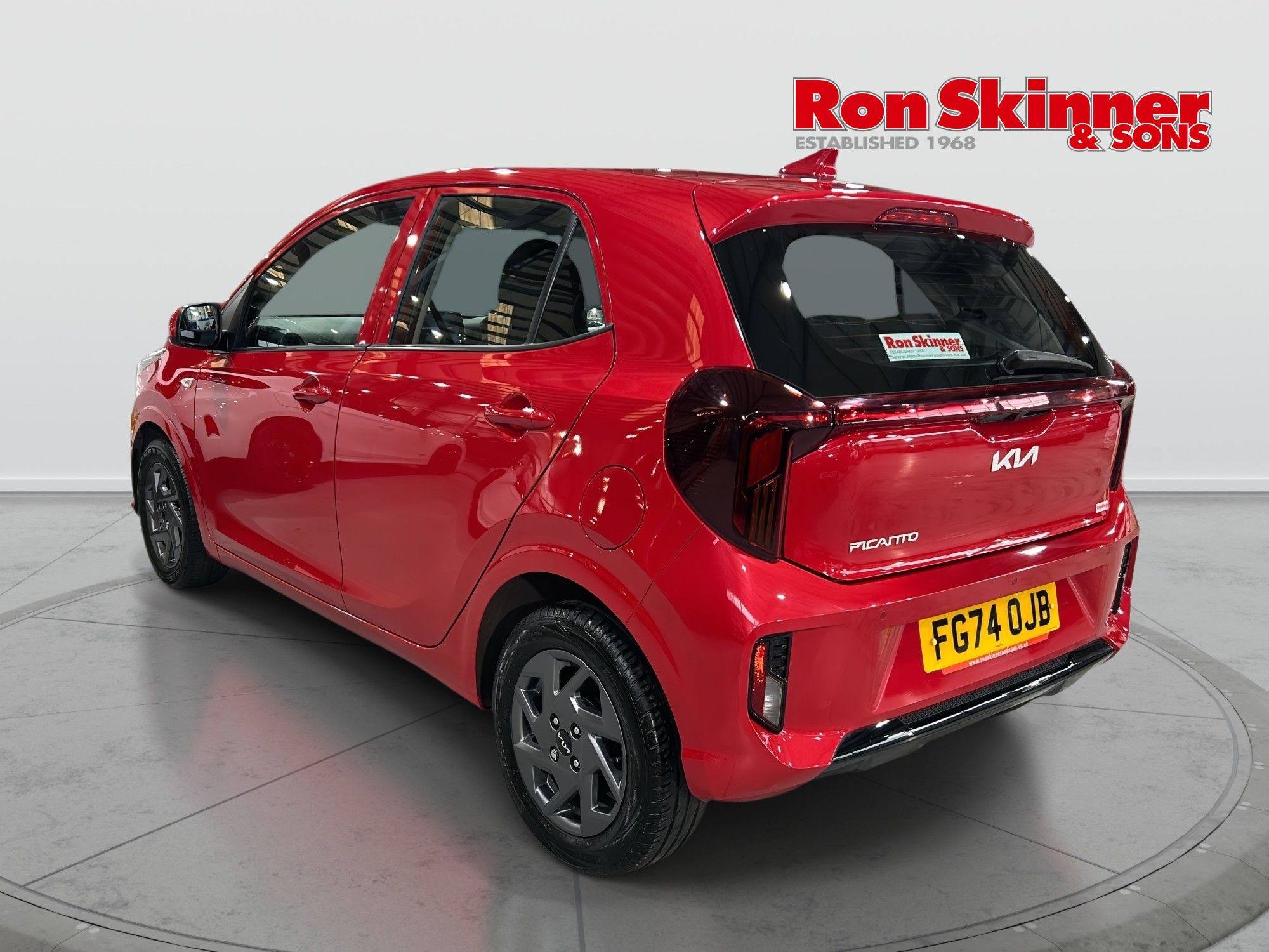 2025 Kia Picanto — image 2