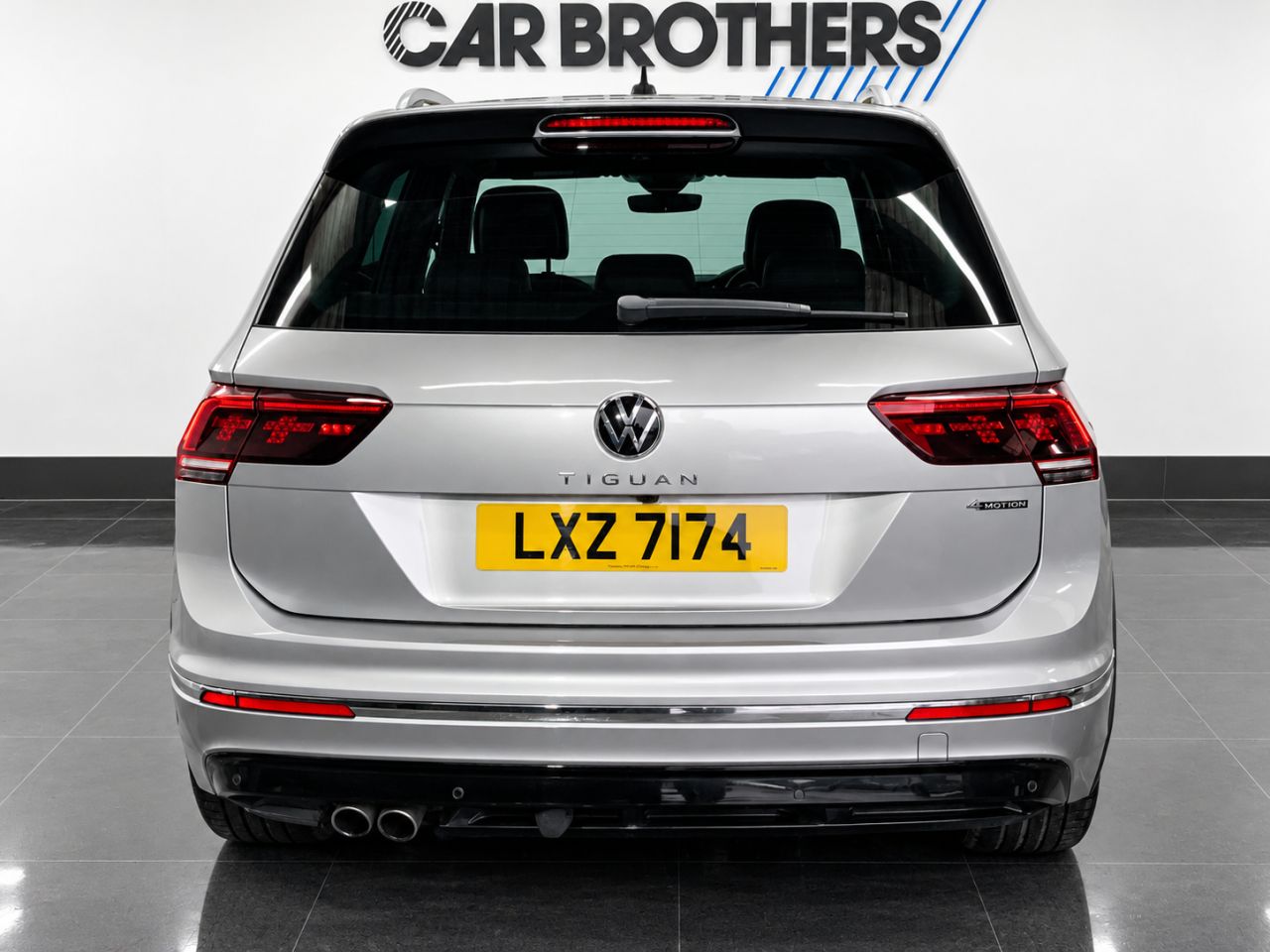 2018 VOLKSWAGEN TIGUAN 2.0 TSI R-Line SUV 5dr Petrol DSG 4Motion Euro 6 (s/s) (180 ps) - vehicle photo 5 for sale on PureCar