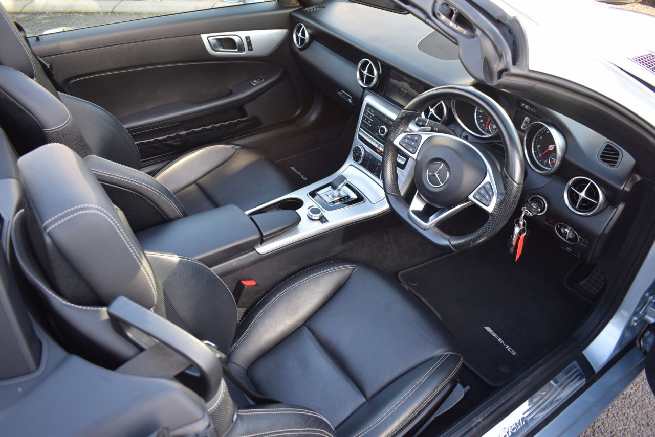 2017 MERCEDES SLC 2.0 SLC200 AMG Line Convertible 2dr Petrol G-Tronic Euro 6 (s/s) (184 ps) I - vehicle photo 17 for sale on PureCar