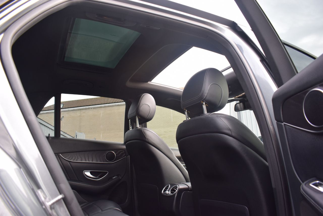 2018 MERCEDES GLC 2.1 GLC220d AMG Line (Premium) SUV 5dr Diesel G-Tronic 4MATIC Euro 6 (s/s) - vehicle photo 23 for sale on PureCar