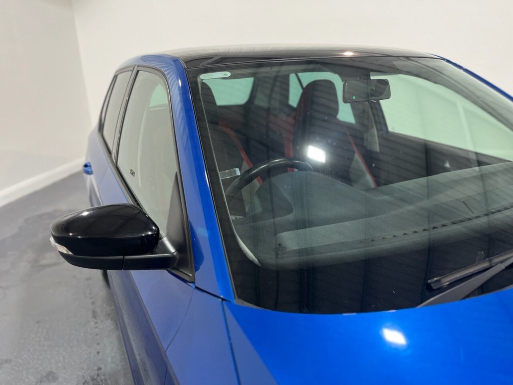 2016 Skoda Fabia — image 5