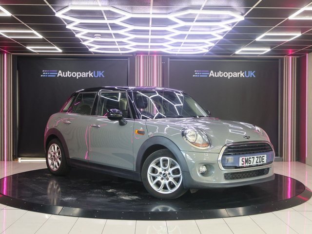 2017 MINI Hatch