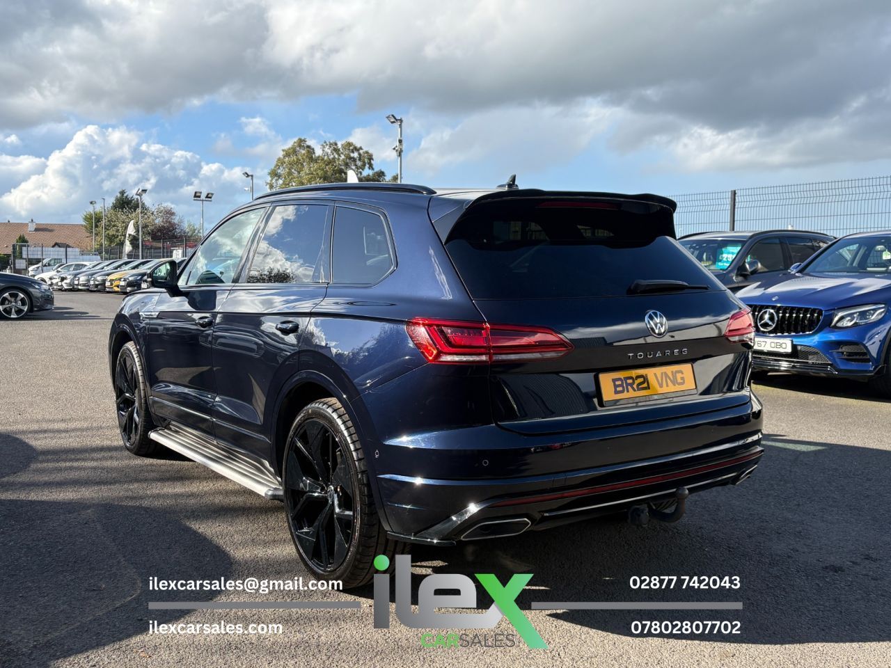 2021 VOLKSWAGEN TOUAREG 3.0 TDI V6 R-Line Tech SUV 5dr Diesel Tiptronic 4Motion Euro 6 (s/s) (286 p - vehicle photo 6 for sale on PureCar