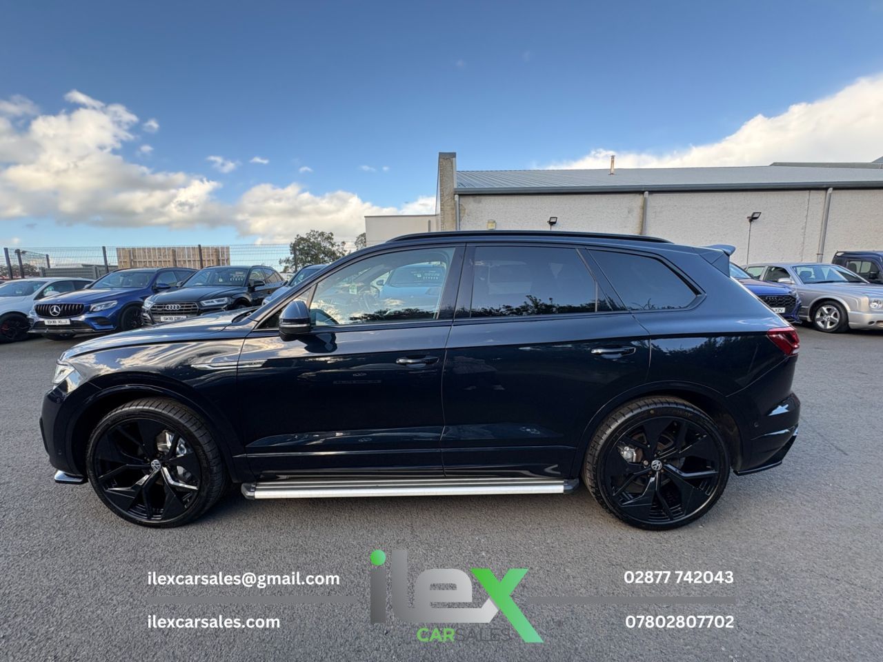 2021 VOLKSWAGEN TOUAREG 3.0 TDI V6 R-Line Tech SUV 5dr Diesel Tiptronic 4Motion Euro 6 (s/s) (286 p - vehicle photo 7 for sale on PureCar